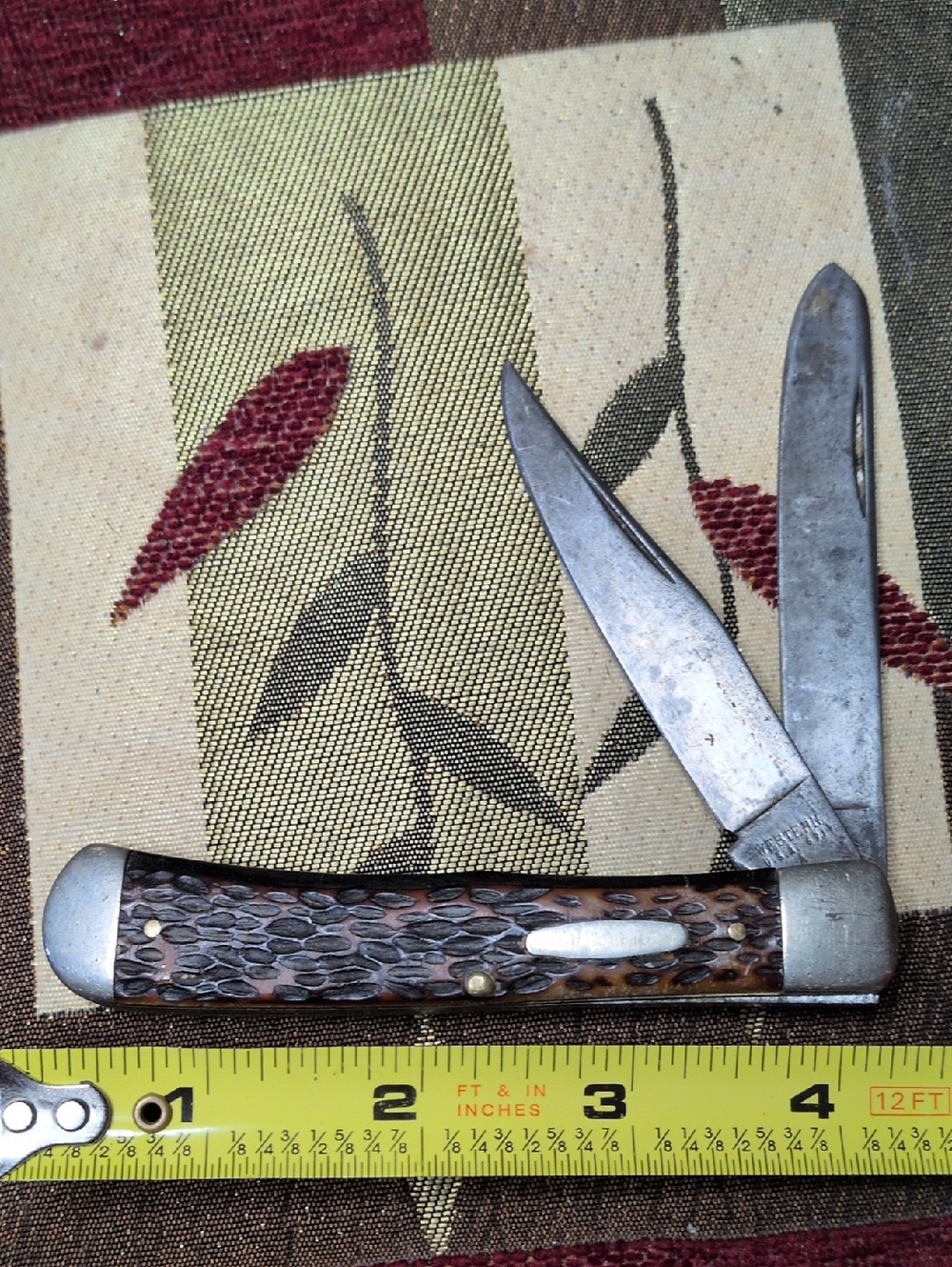 Brown Jigged Handle Pocket Knife with Two Blades - Men Accessories